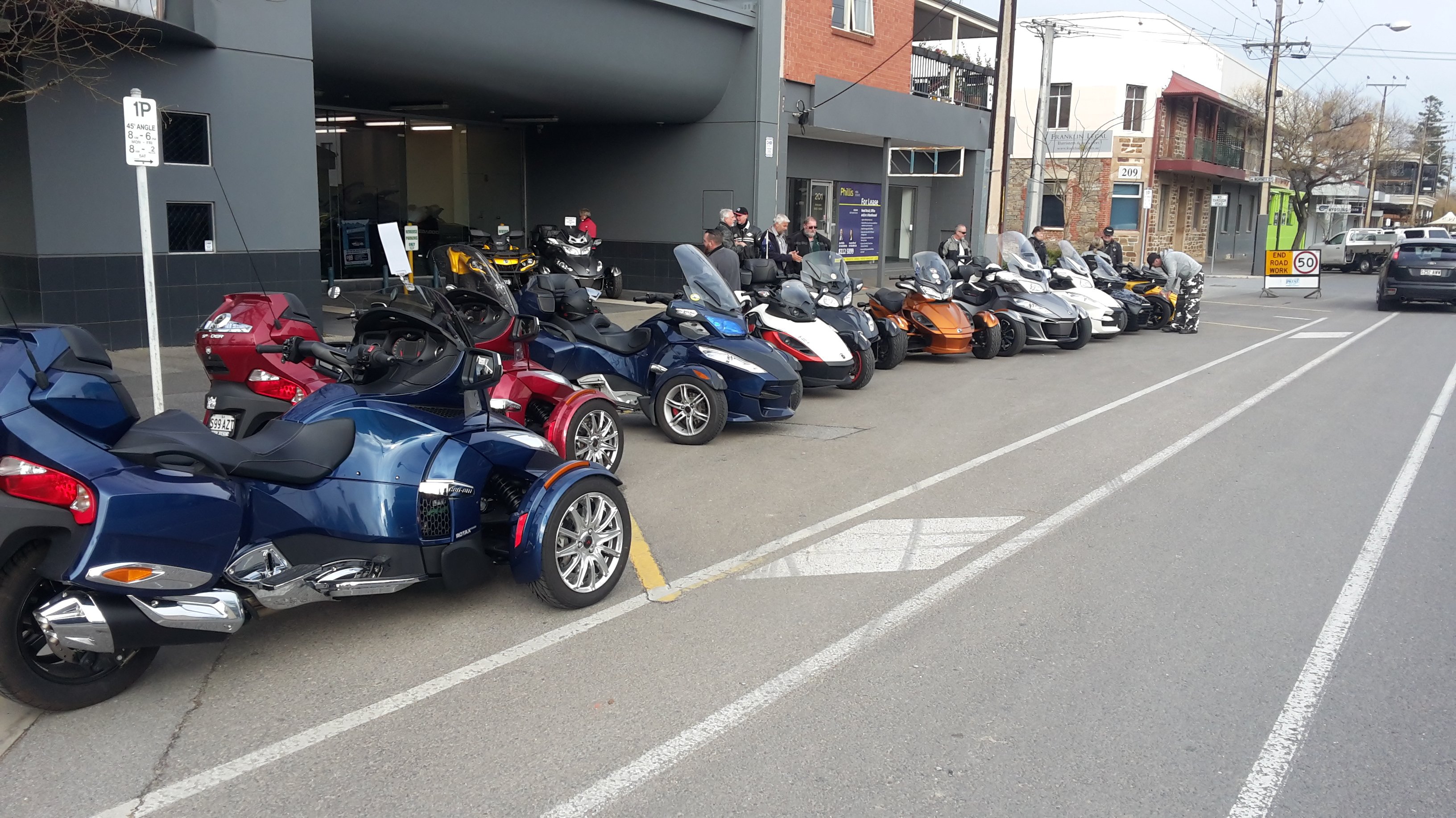 Item 'Spyders ready to ryde!'