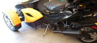 Spyder Sidestand.jpg