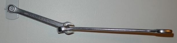 2 box end wrenches locked together.JPG