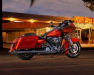 13-hd-road-glide-custom-bs.jpg