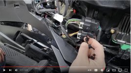 Accessory connector.jpg