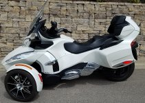 13 Spyder sideview .jpg