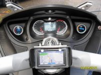 Eddies Gauges Voltmeter & Clock1 (5) (640x480).jpg