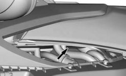 ROADSTER Power Distribution and Grounds (F3) - Shop Manual SM61Y015S10 en (1).jpg