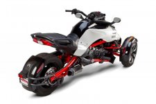 2015-CanAm-SpyderF3_angle.jpg