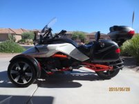 F3S left sidecase bags RT windshield.jpg