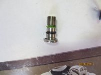 1330 engine green oil O ring drain plug.jpg