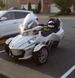 2015 Can-Am RT Limited White 1.jpg