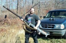 redneck_militia_big_gun.jpg