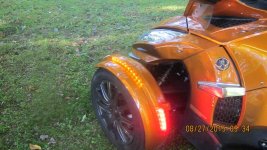 LED'S lights on a 2014RTS-SE6 004.jpg