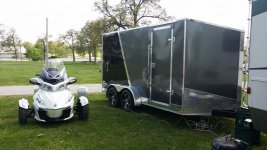 trailer spyder.jpg