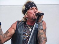 bikes, babes and music 024.jpg