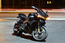 1200px-Midnight_Black_2009_Buell_1125R.jpg