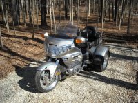 Gold Wing Trike w:blue stripes.jpg