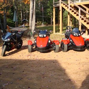 WHO LET THAT R1 IN THERE.