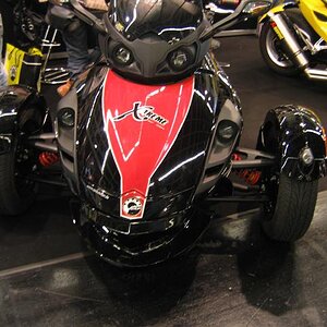 spyder3smallup2[1] copy