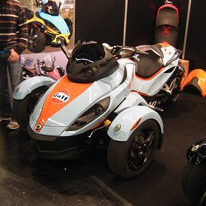 spyder5smallmf6[1] copy