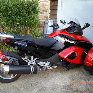 Iktome Luta at Pensacola Home