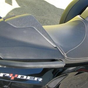 Premium graphic, custom seat skin and mono seat cowl