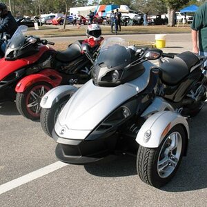 littlebit, kalavera & wbbrn1952's Spyders