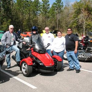 Jon (Toni's Husband), Toni, Bill, Lorie, Rodney