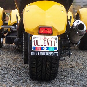 spyder lincense plate