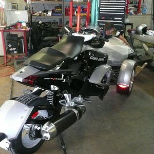 first spyder pics and 1st group ride 008