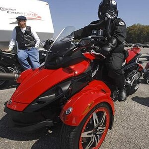 TI-7264 Kalavera on his Spyder