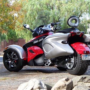 Spyder November 2008