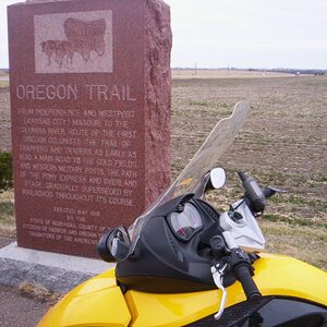 marker north of Hebron, NE