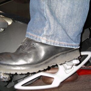 Left Side, Foot distance from Pegs to stirrup