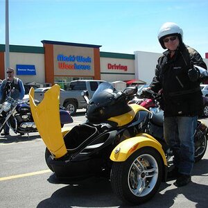 Bruce at Ride for DAD on factory demo 2008