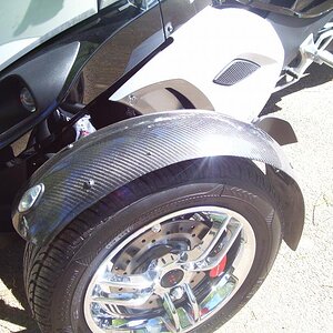 Left Fender with Chrome Wheels