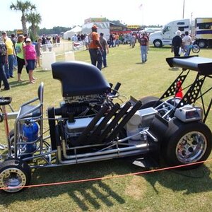 Wanna Drag? I can think of a few on Spyder Lover's that would like to have this.