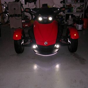 Front view full driving lights med
