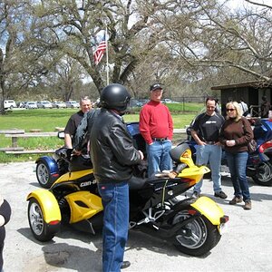 Spyders at Pinnacles 016 (2)