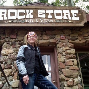 LA Sat ride Rock Store