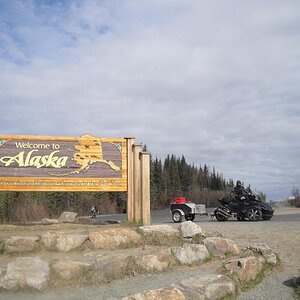 Alaska / Yukon Territory - Boarder crossing