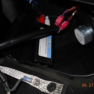 PAC SNI-35 Hi-Lo Converter
Tied to rear speakers to connect Spyder audio to Starcom1