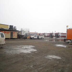 Deadhorse Camp, Alaska - The parking lot.