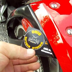 Crack left side w card