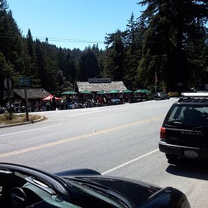 Alice's on a Sunny Sunday