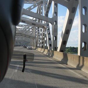 Bridge over the Ohio River enering Indiana.