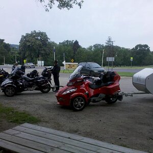 The gang at our "rest-stop" on way to Maggie Valley