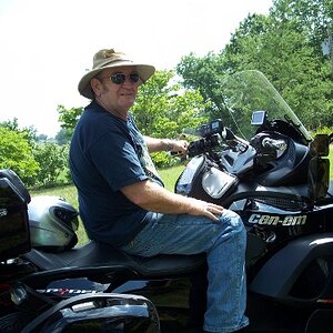 Ed @ Lamonster's BBQ