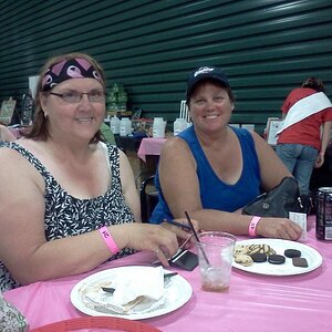 Explorer53525 & Wildwoman