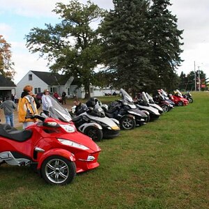 Quite the line-up! Back at Les & Kaye Caswell's for supper.