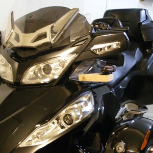 Drift X170 mounted on the wind deflector.
If this works out, I'll clean it up and make it better looking