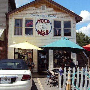 Hole In The Wall breakfast spot for bikers in Hayesville NC