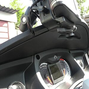 Zumo wiring into bulkhead space